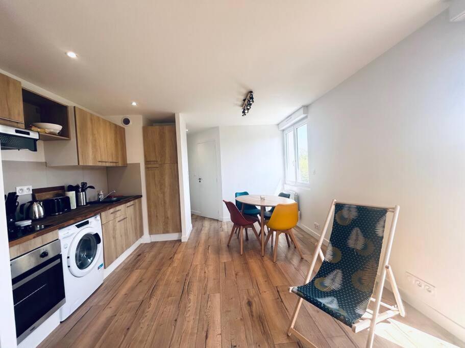 Au Coeur Des Chenes, 2P Apartamento Ploemeur Exterior foto